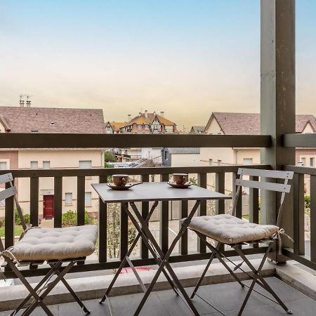 Apartment Les Arts-1 By Interhome Deauville Bagian luar foto