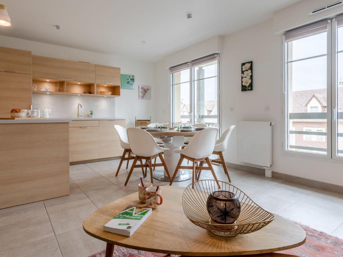 Apartment Les Arts-1 By Interhome Deauville Bagian luar foto