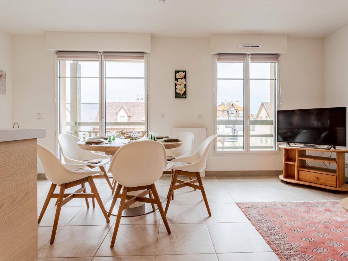 Apartment Les Arts-1 By Interhome Deauville Bagian luar foto