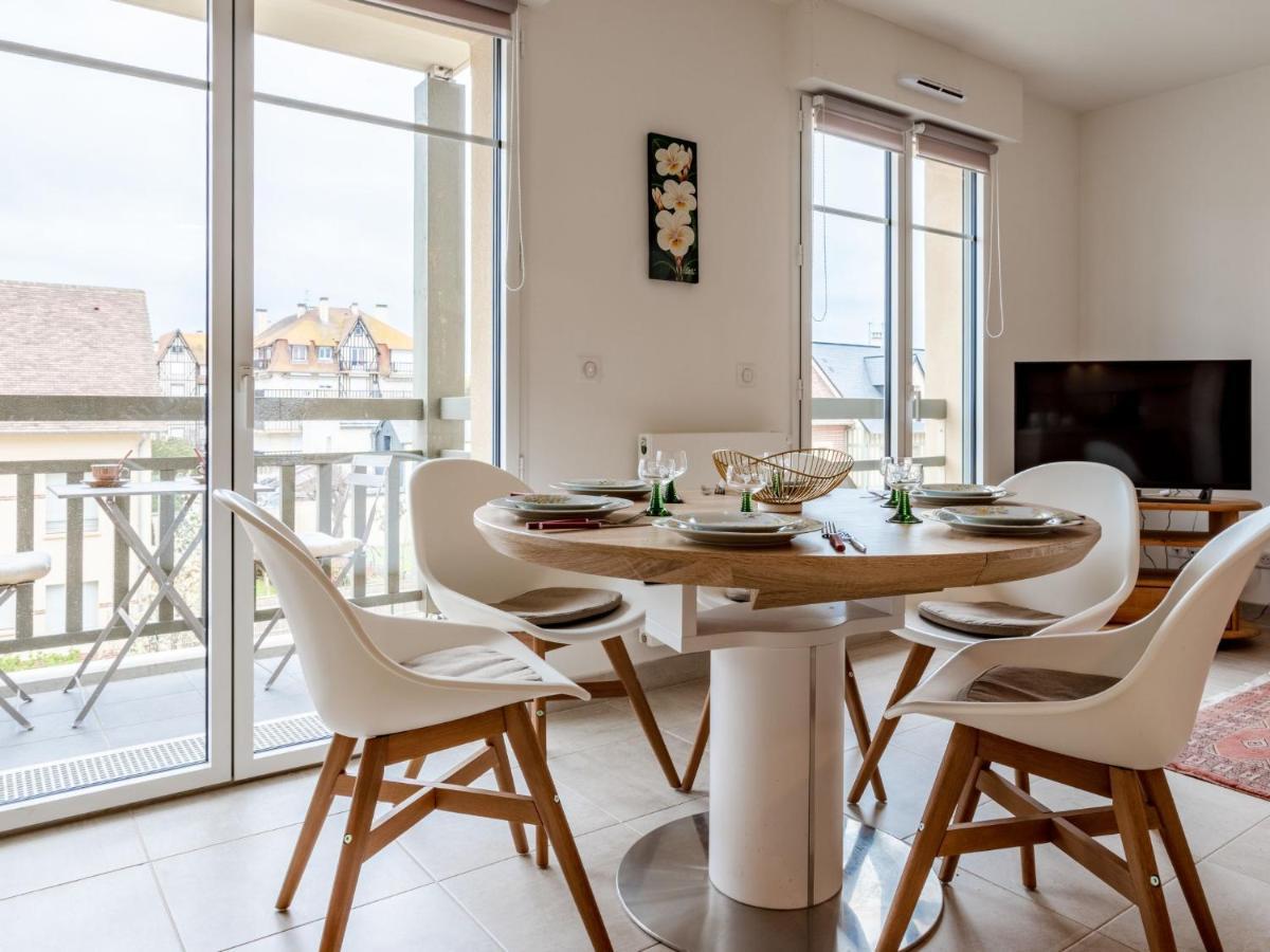 Apartment Les Arts-1 By Interhome Deauville Bagian luar foto